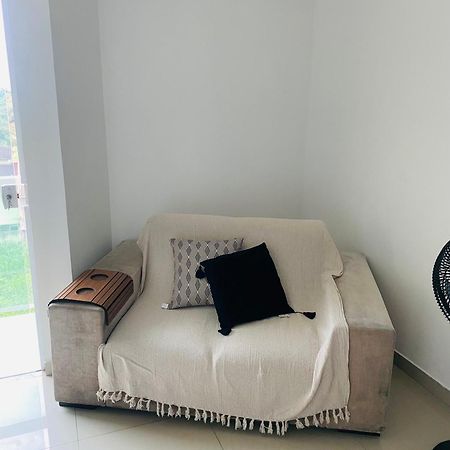 Apartamento Amplo E Confortavel Em Macae Exterior photo